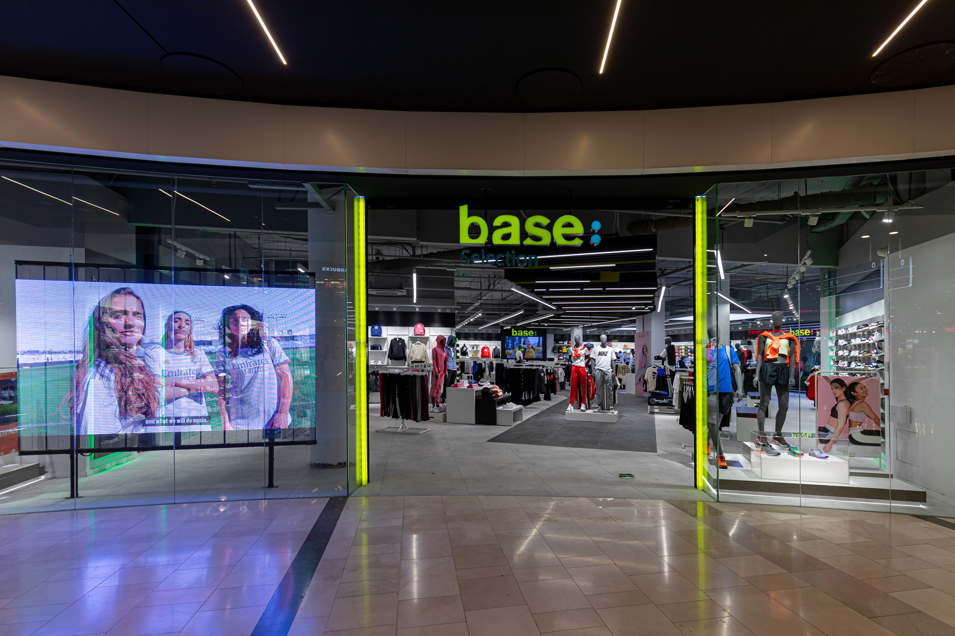 Base Store a Madrid