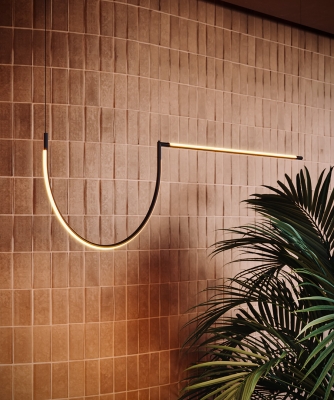tubs-modular-pendant-lineal-single-arch-2-ambient1080