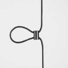 Crochet permettant de raccourcir le câble